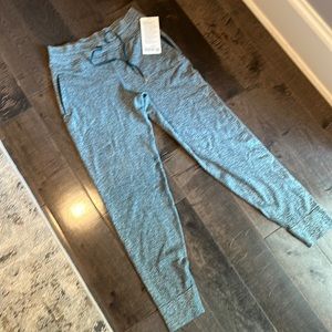 Lululemon Brand new with tags Relaxed Jogger Sz 6